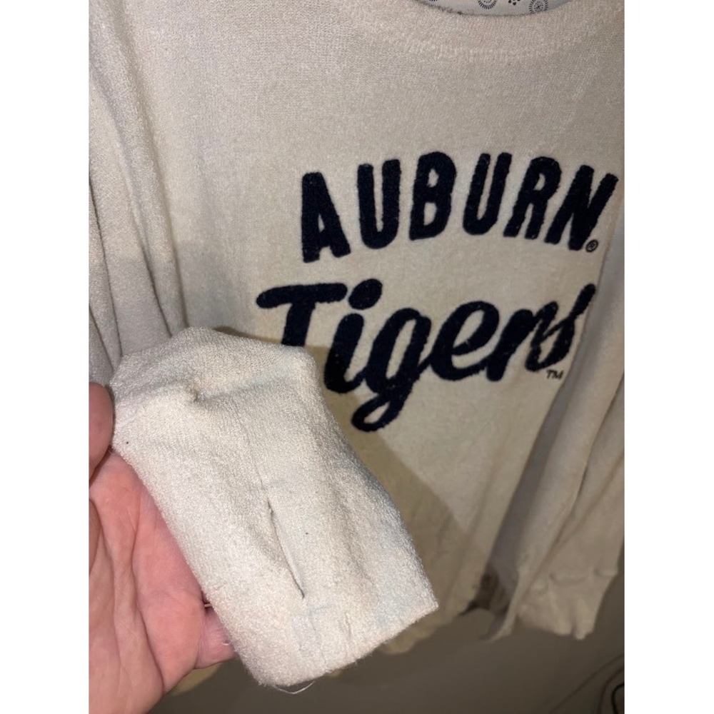 Pressbox Auburn Tigers Cream Long Sleeve Pullover Graphic Top Women Large M0431 - Picture 3 of 5